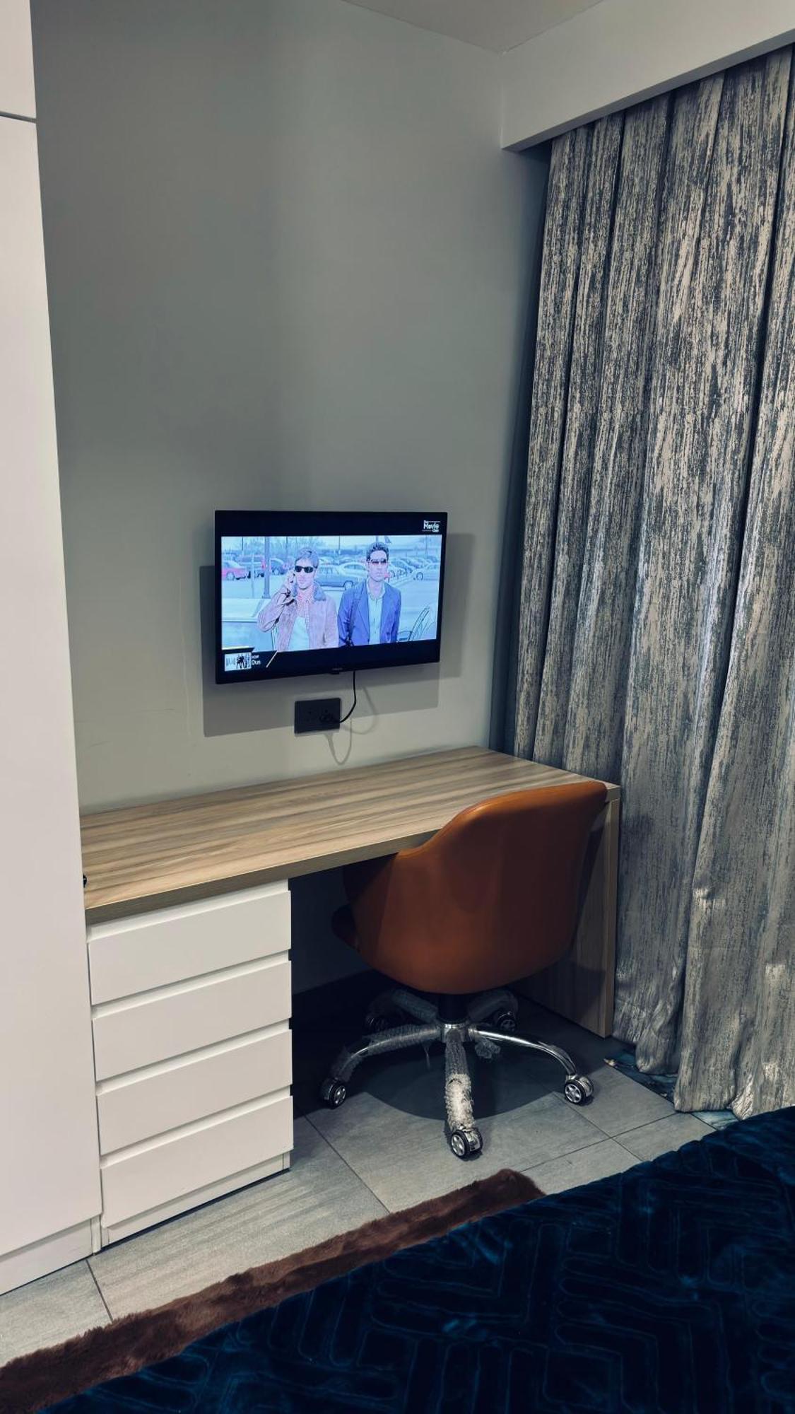 Aj Studio Supernova Noida Eksteriør billede